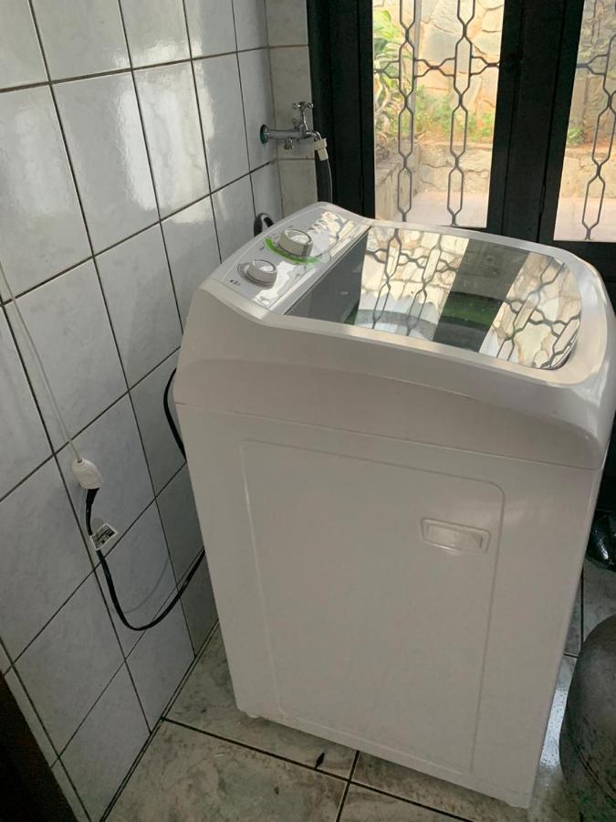 Casa Quintal Bueno! 5 Quartos Com Ar Split E Internet Ultra! Perto Do Melhor De Goiania! Marista Parques Areiao E Vaca Brava Hospital Premium Mater Dei Blue Fit Perdomo Goiania Shopping! Екстер'єр фото