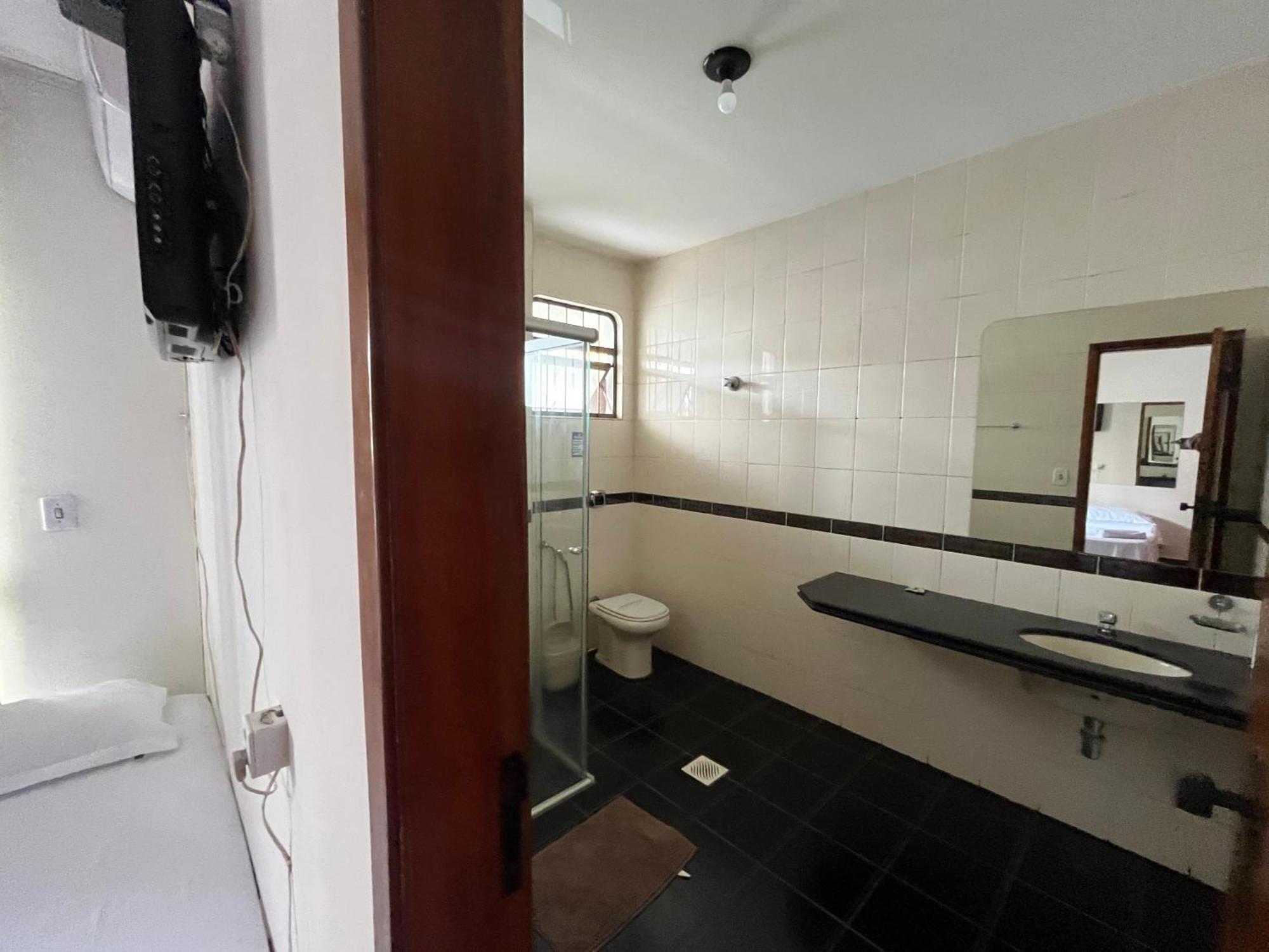 Casa Quintal Bueno! 5 Quartos Com Ar Split E Internet Ultra! Perto Do Melhor De Goiania! Marista Parques Areiao E Vaca Brava Hospital Premium Mater Dei Blue Fit Perdomo Goiania Shopping! Екстер'єр фото