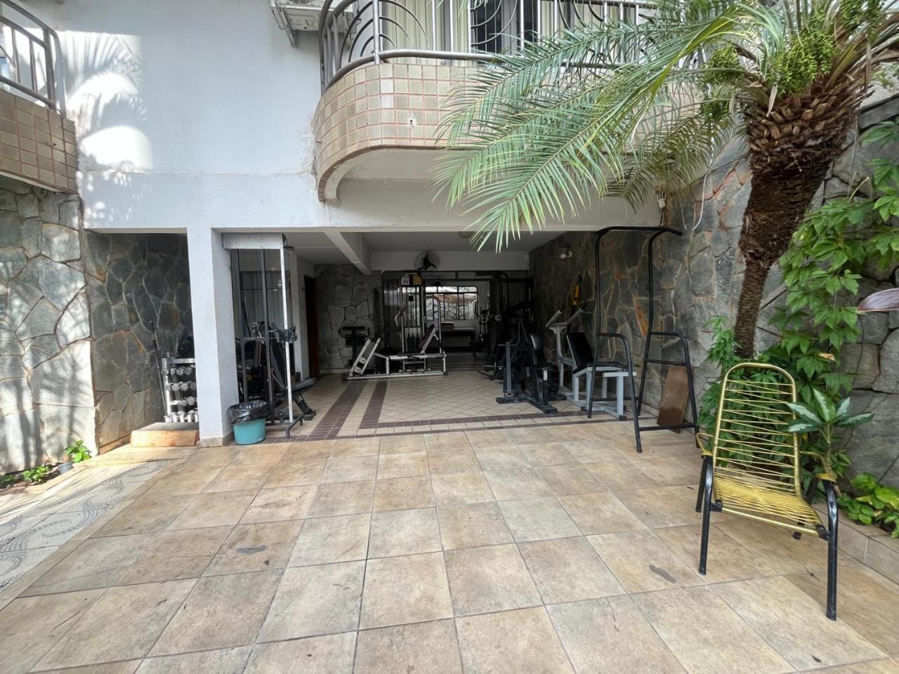 Casa Quintal Bueno! 5 Quartos Com Ar Split E Internet Ultra! Perto Do Melhor De Goiania! Marista Parques Areiao E Vaca Brava Hospital Premium Mater Dei Blue Fit Perdomo Goiania Shopping! Екстер'єр фото