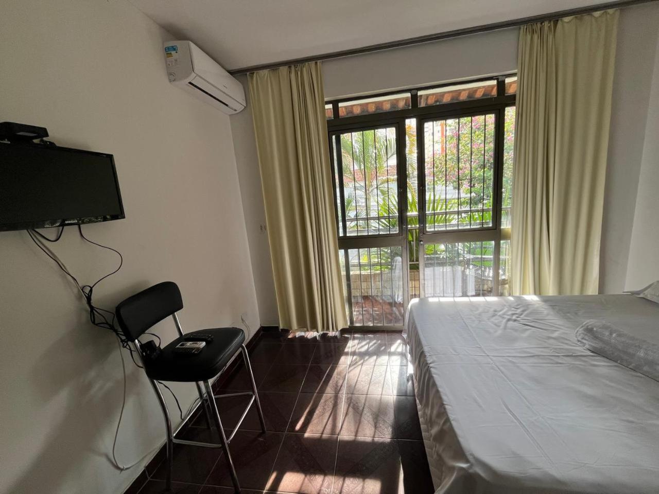 Casa Quintal Bueno! 5 Quartos Com Ar Split E Internet Ultra! Perto Do Melhor De Goiania! Marista Parques Areiao E Vaca Brava Hospital Premium Mater Dei Blue Fit Perdomo Goiania Shopping! Екстер'єр фото